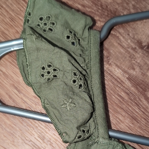 Old Navy Kid's Olive Green Eyelet Ruffle Camisole - Picture 5 of 5